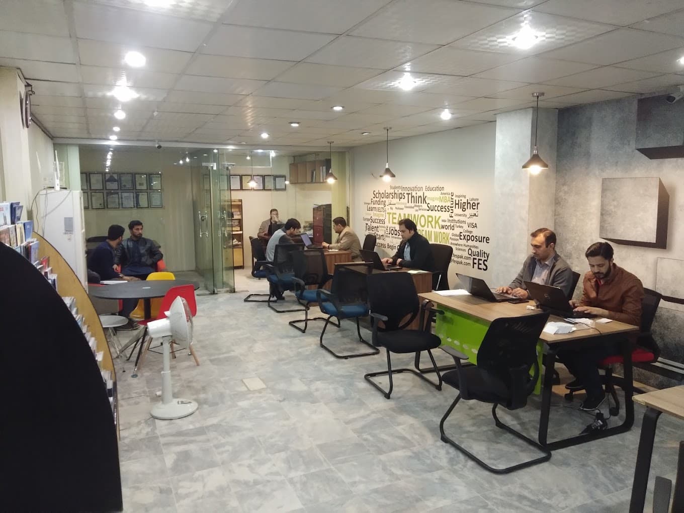 Peshawar Dean's Trade Center